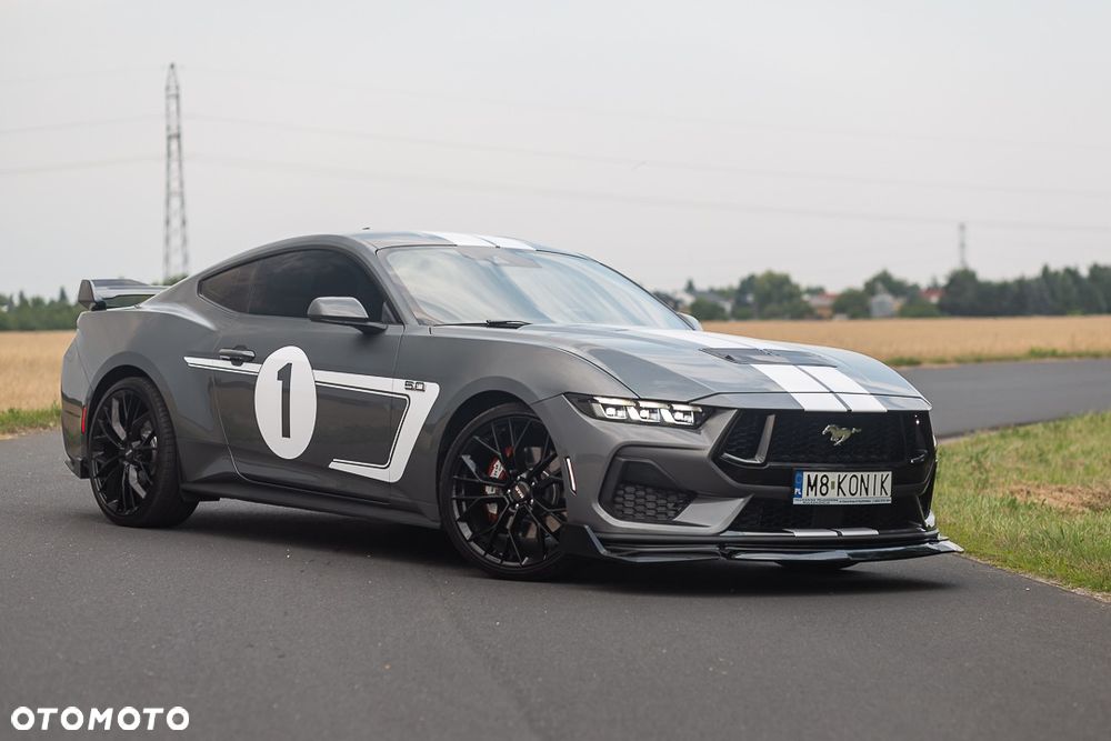 Ford Mustang 5.0 V8 GT - 11