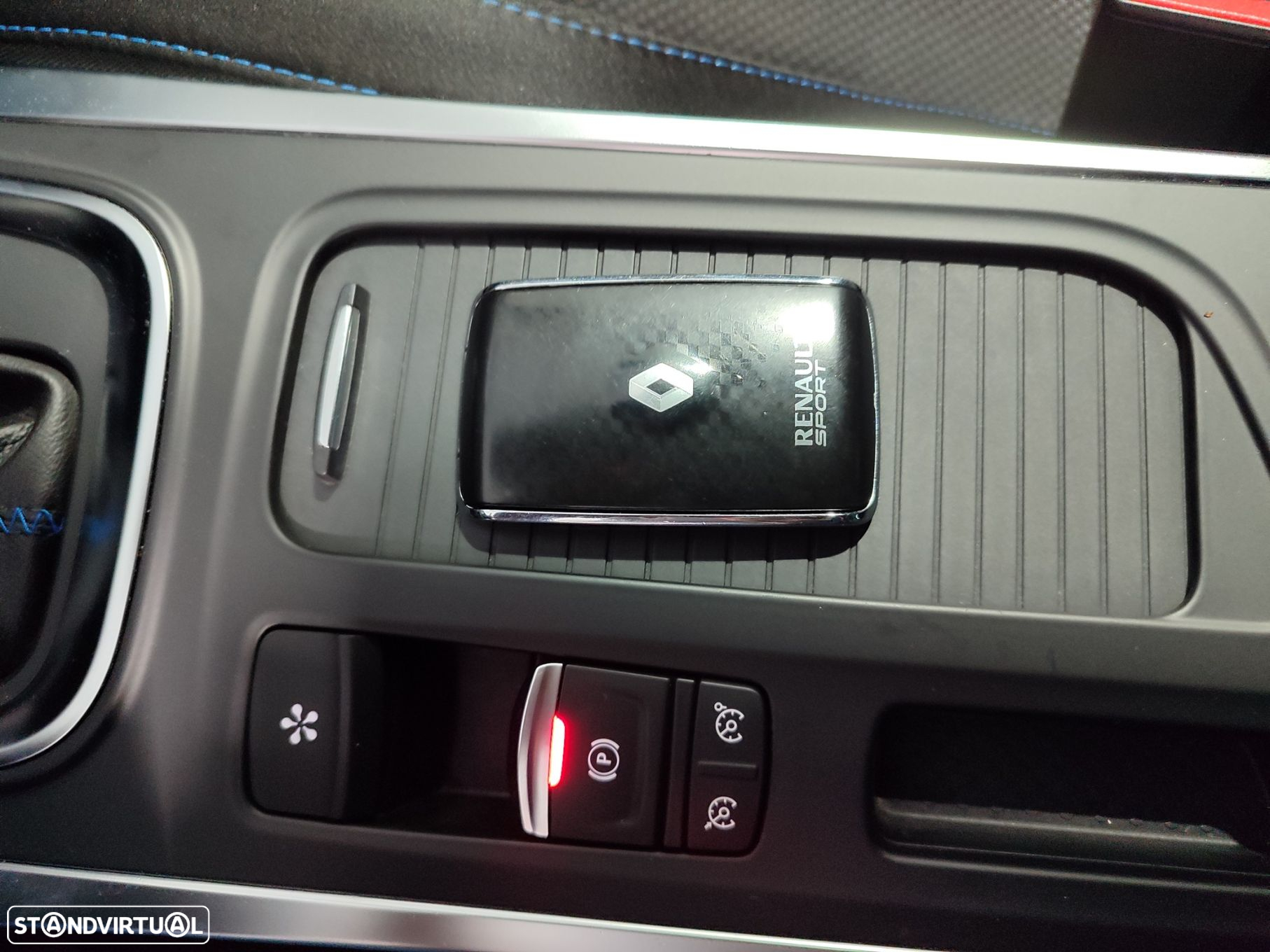 Renault Mégane 1.6 TCe GT EDC - 38