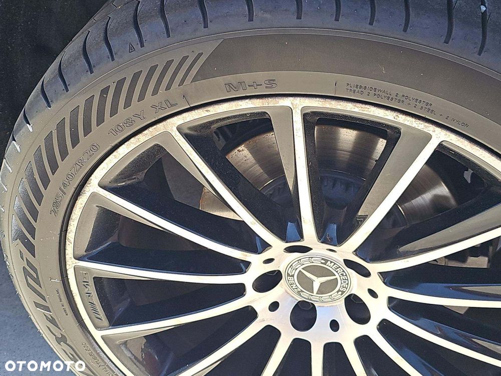 Mercedes-Benz GLC 300 4Matic 9G-TRONIC AMG Line - 17