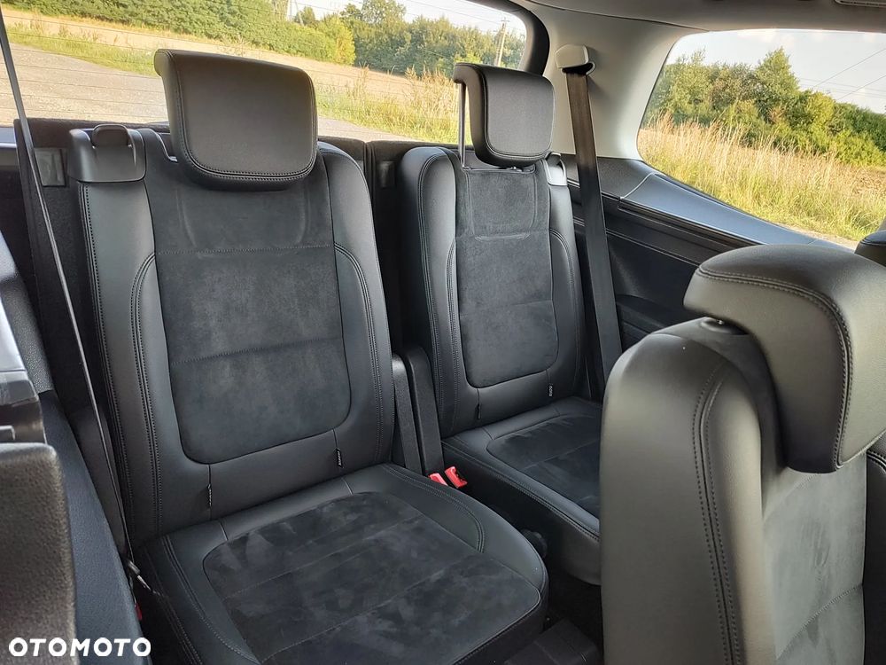 Volkswagen Sharan - 12