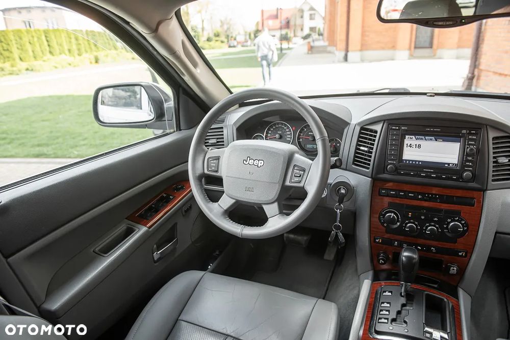 Jeep Grand Cherokee 4.7 Automatik Limited - 24