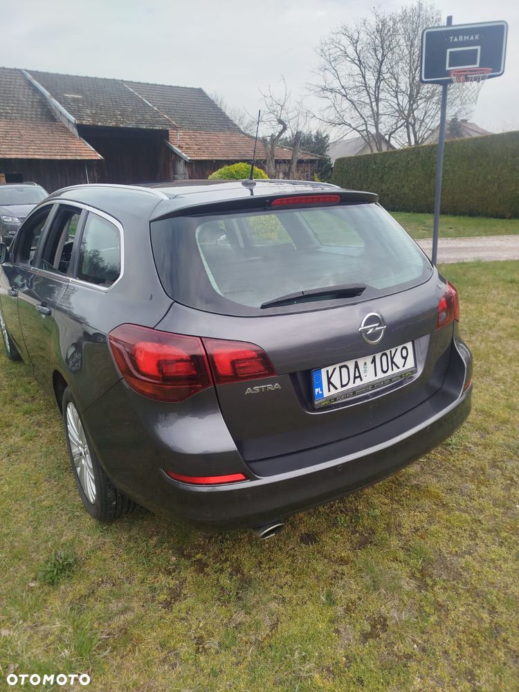 Opel Astra 1.4 T Sport - 24