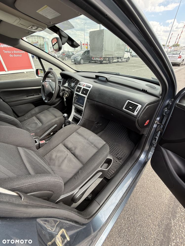 Peugeot 307 1.6 HDi - 11