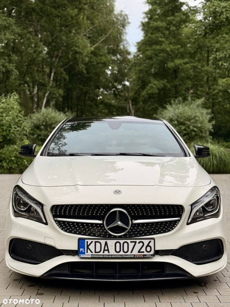 Mercedes-Benz CLA 250 7G-DCT Urban - 2