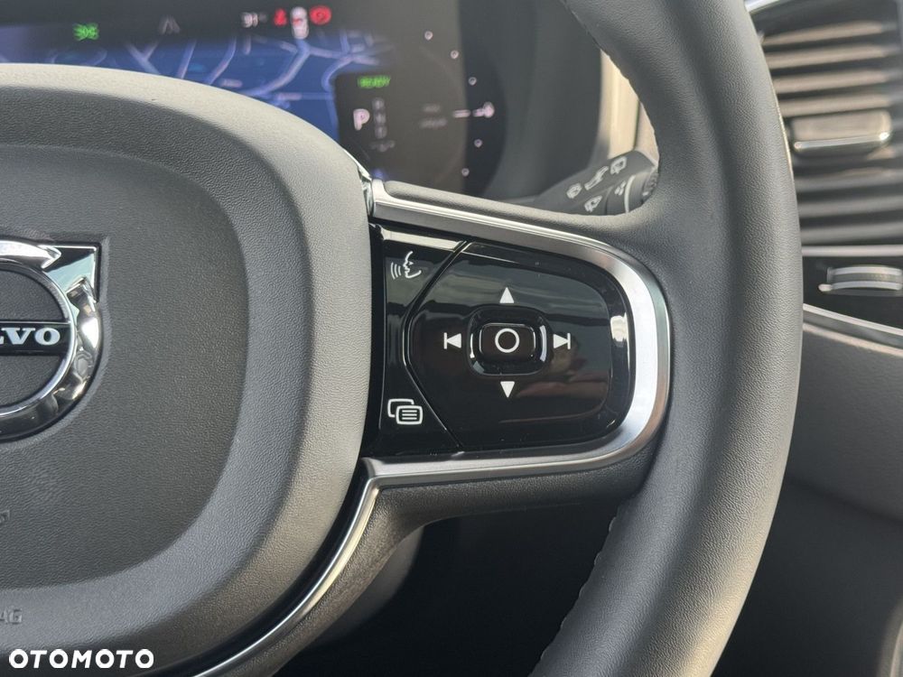 Volvo XC 90 - 12