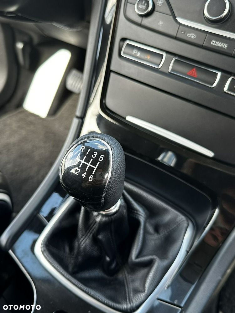 Ford Mondeo - 11