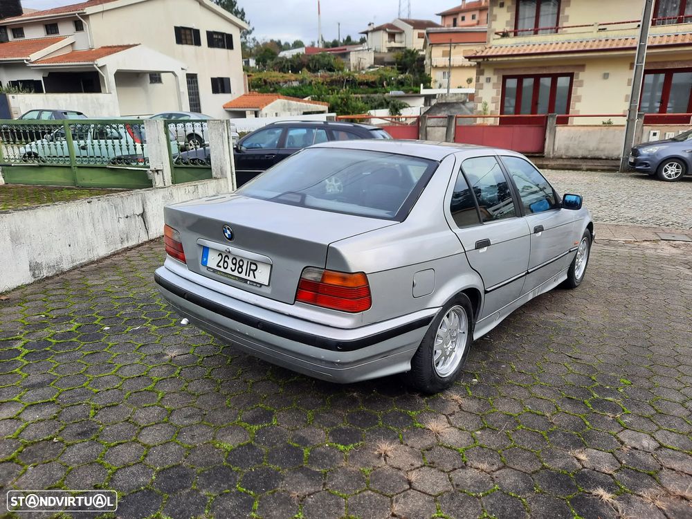 BMW 318 tds - 3