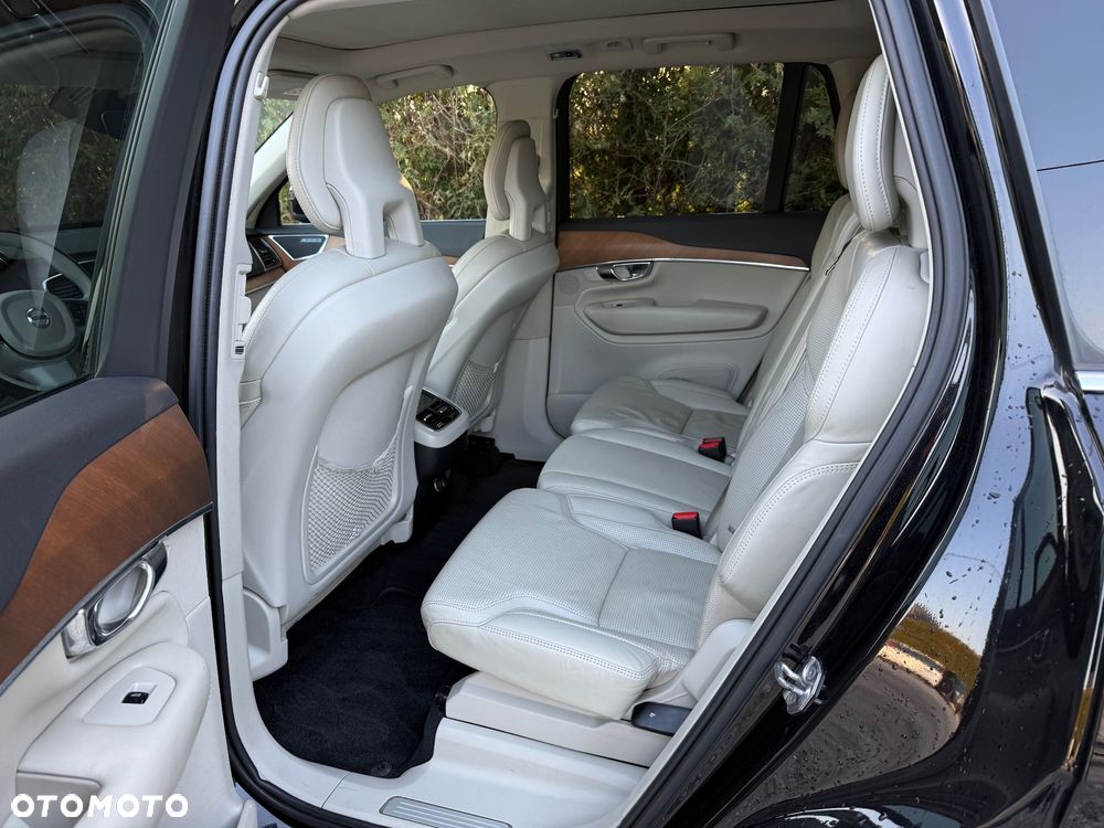 Volvo XC 90 D5 AWD Geartronic Inscription - 8