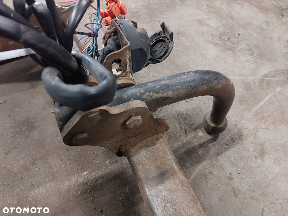 HAK HOLOWNICZY + TABLICZKA + WIĄZKA TOYOTA AURIS I HB 5D ID: 237015 - 3