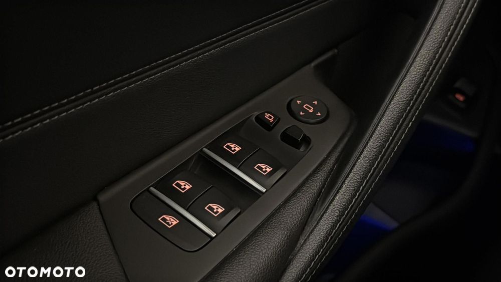 BMW Seria 5 - 24