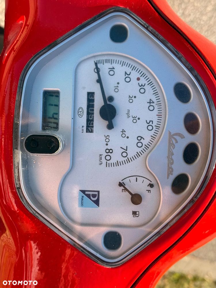 Piaggio Vespa - 9