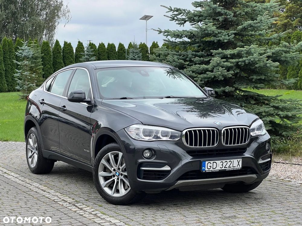 BMW X6 xDrive50i - 12