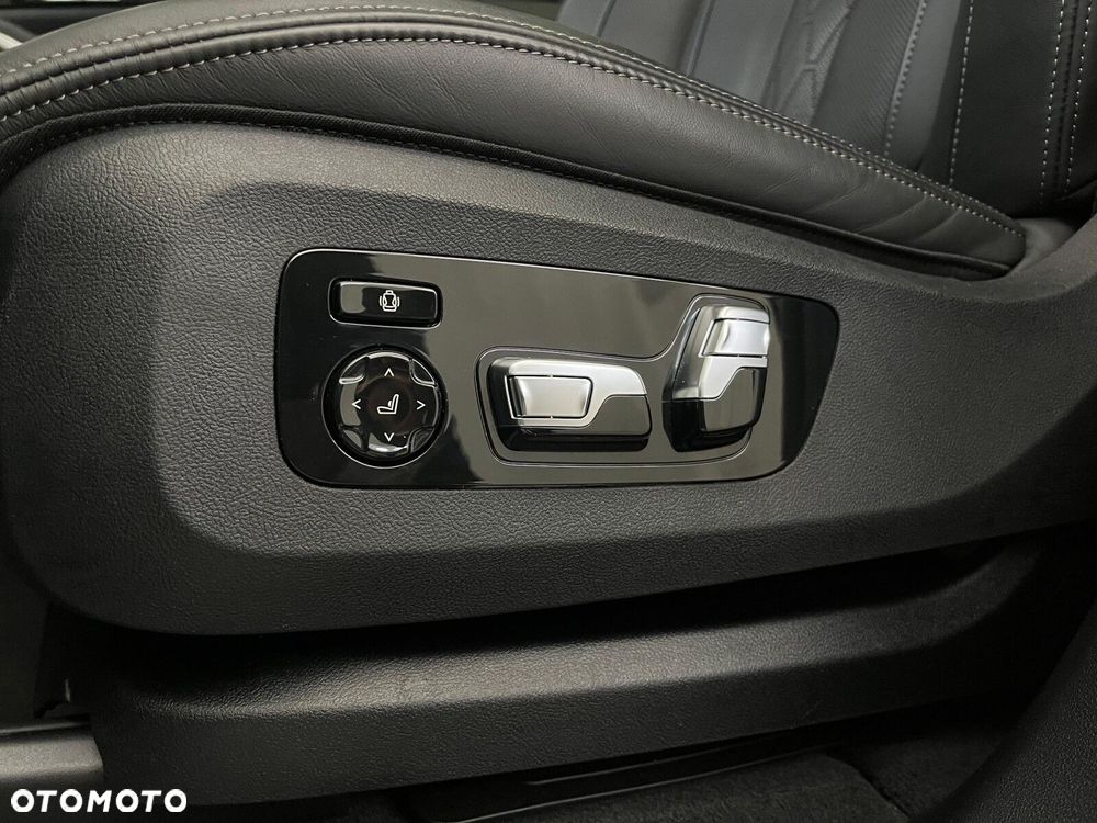 BMW X7 - 18
