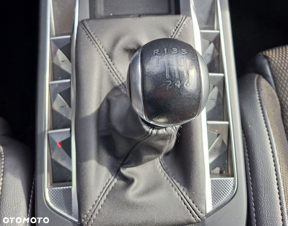 DS Automobiles DS 3 Crossback 1.2 PureTech Bastille - 20