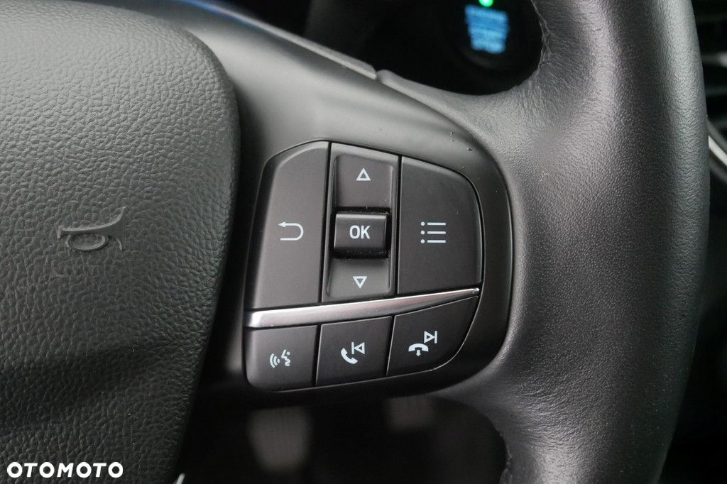 Ford Kuga - 27