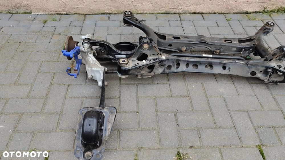 PASSAT B8 Zawieszenie Prawe Prawy Tył - 4