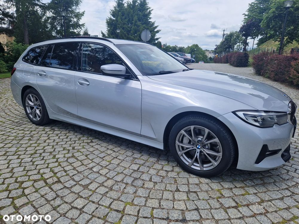 BMW Seria 3 330e xDrive - 6