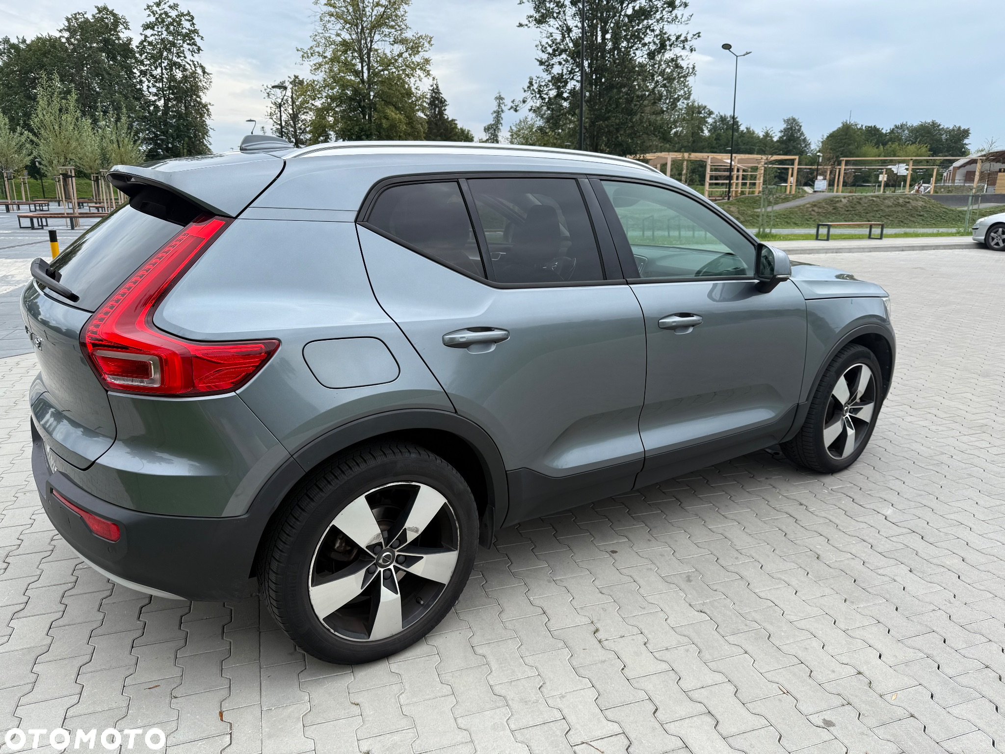 Volvo XC 40 D4 AWD Momentum - 10
