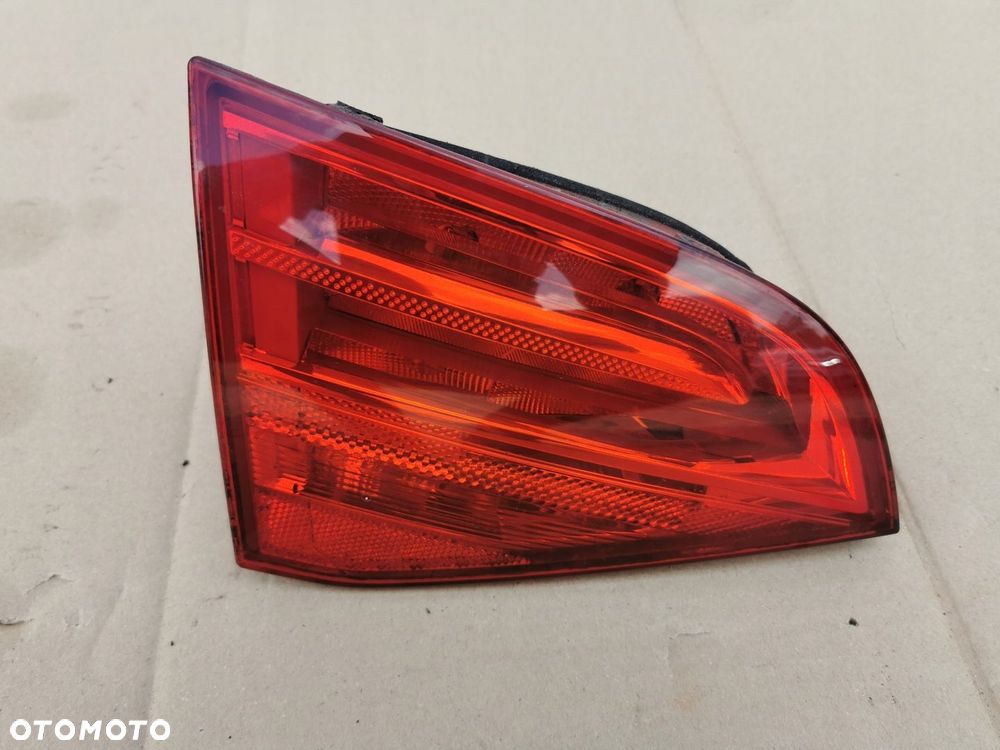 Lampa tylna lewa Audi A4 B8 kombi w klape