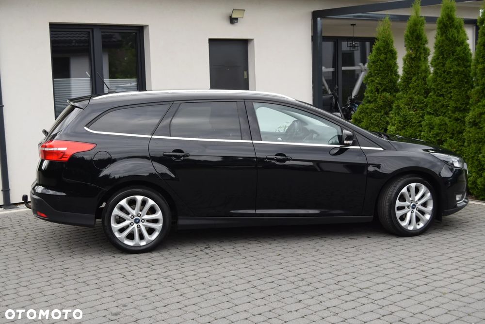 Ford Focus 1.0 EcoBoost Titanium Business - 14