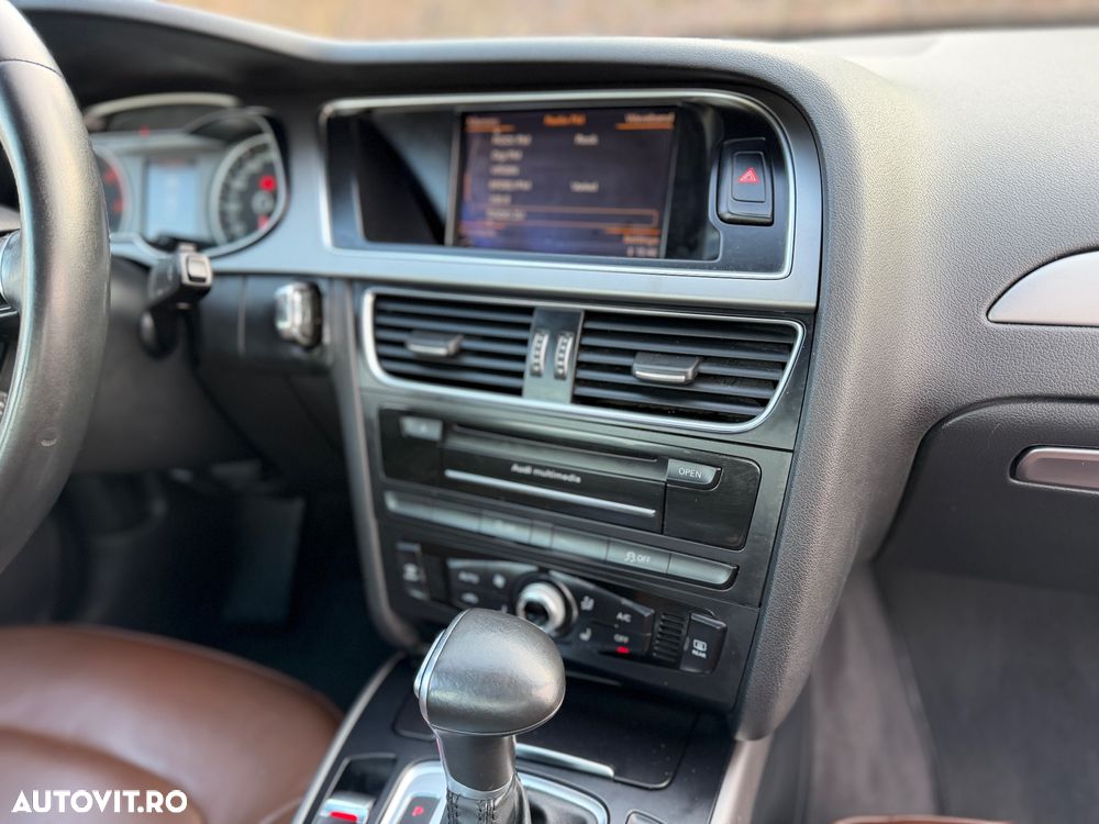 Audi A4 2.0 TDI DPF clean multitronic Ambiente - 23