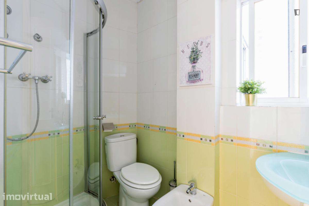 Quarto - localizado em Entrecampos Lisbon - Grande imagem: 4/20