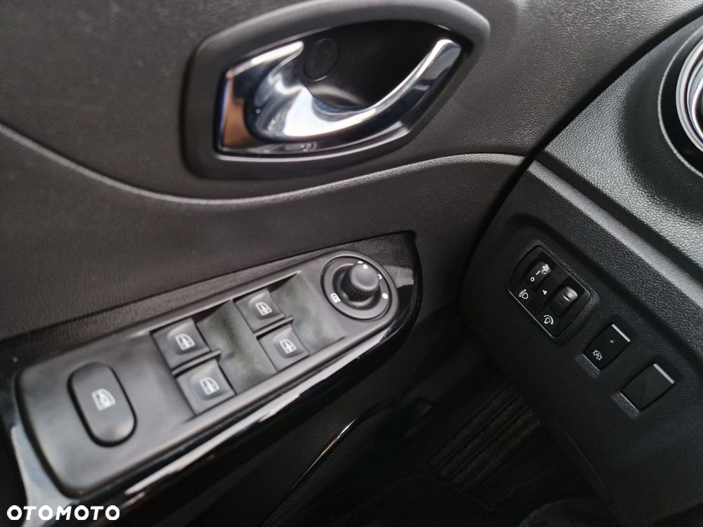 Renault Captur - 26