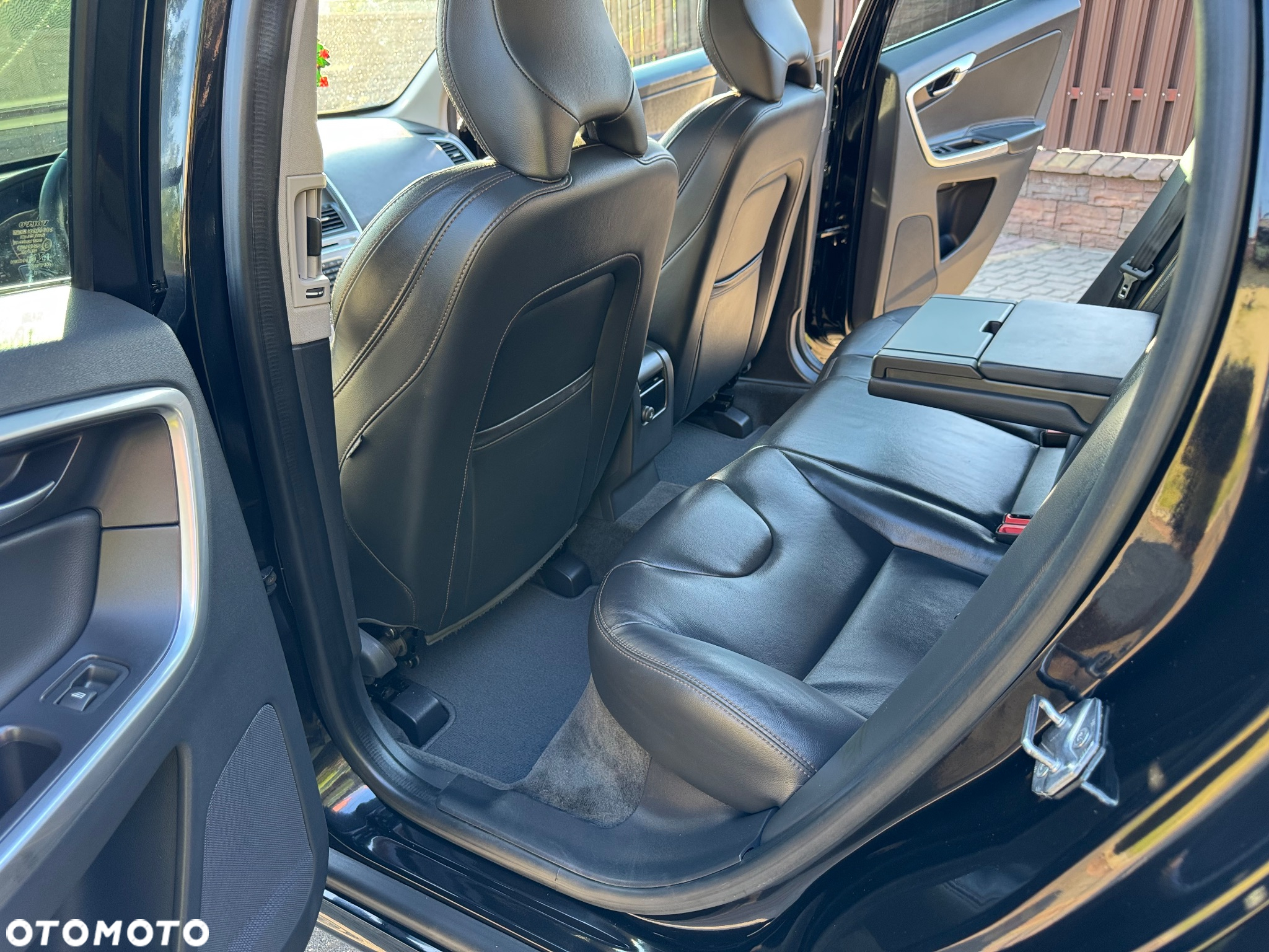 Volvo XC 60 D4 AWD Momentum - 16