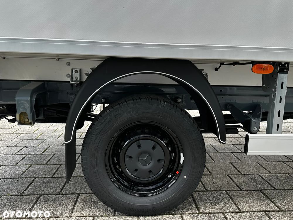 Mercedes-Benz Sprinter - 39