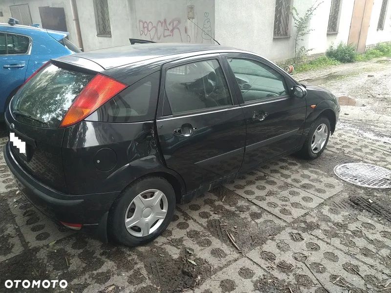 Ford Focus 1.6 X100 - 6
