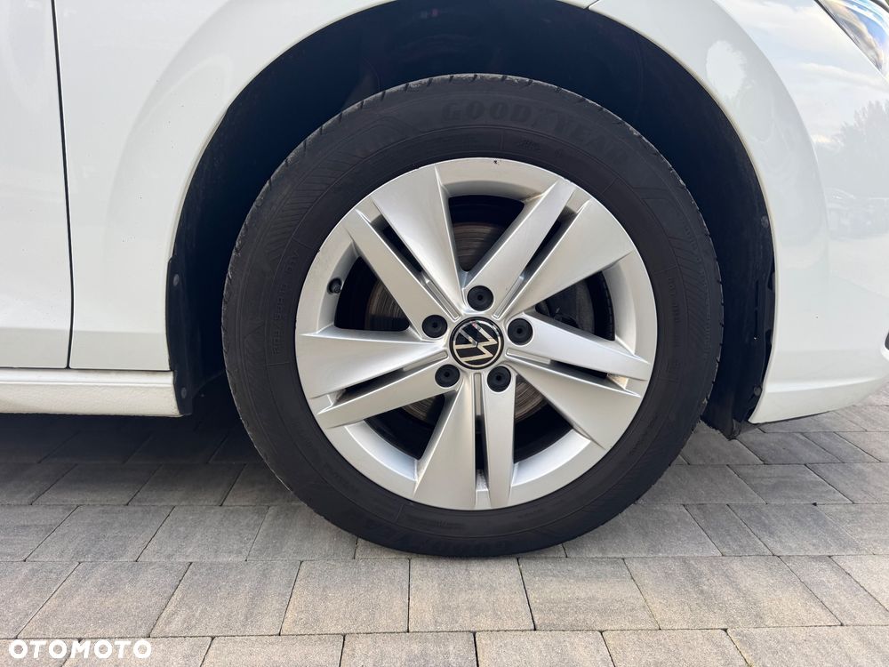 Volkswagen Golf VIII 1.5 TSI EVO Style - 37