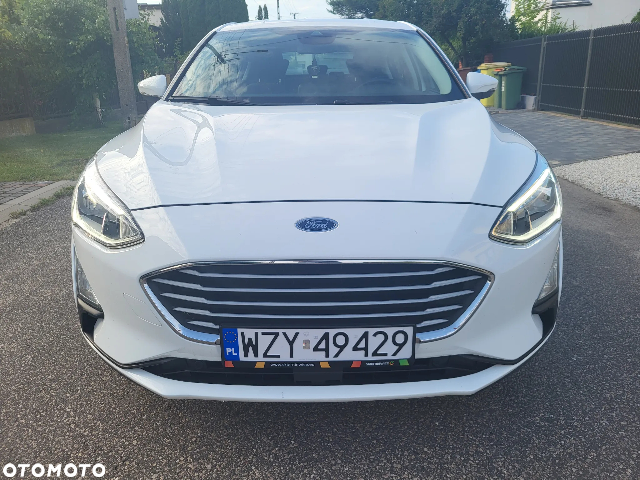 Ford Focus 1.0 EcoBoost Trend Edition Business - 2
