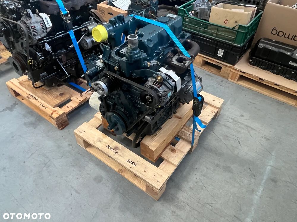 SILNIK Kubota D1803 14000netto D 1803 - 9