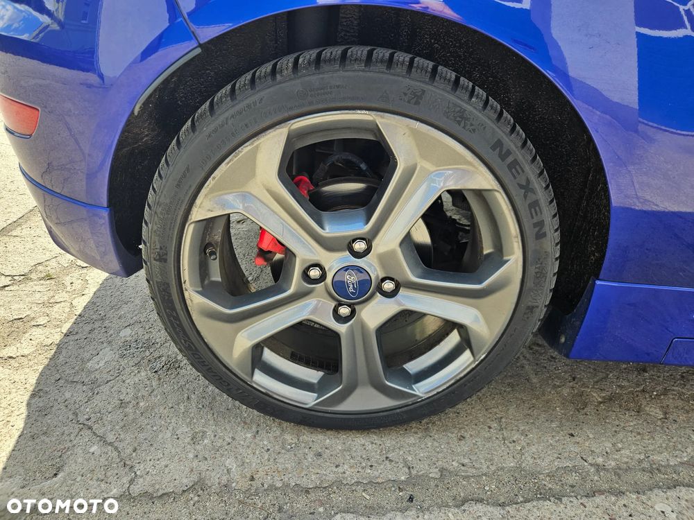 Ford Fiesta ST - 11