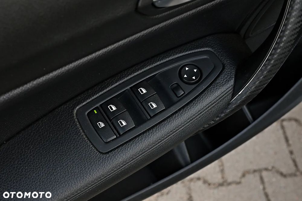 BMW Seria 1 118d Urban Line - 30