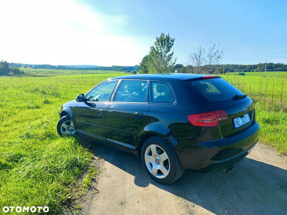 Audi A3 Sportback 2.0 TDI DPF Ambiente - 12