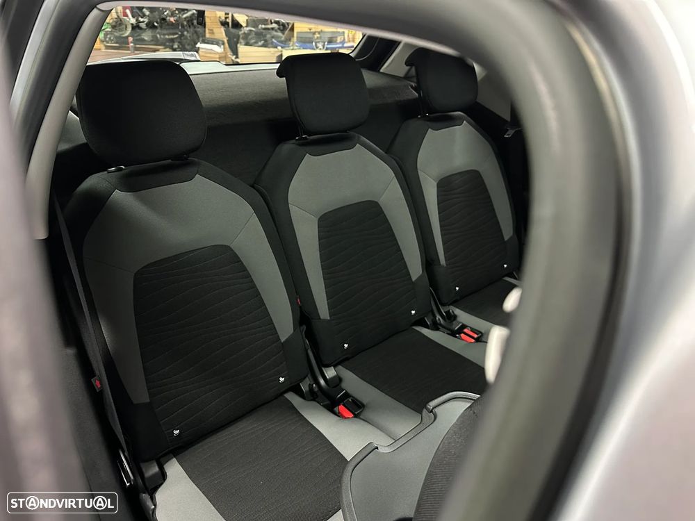 Citroën C4 Picasso 1.6 e-HDi Collection ETG6 J17 - 25