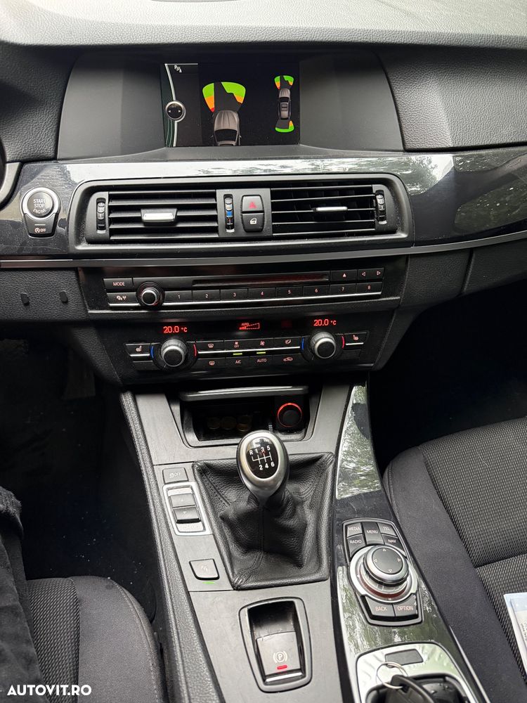 BMW 5 Series 2011 — imagine 12