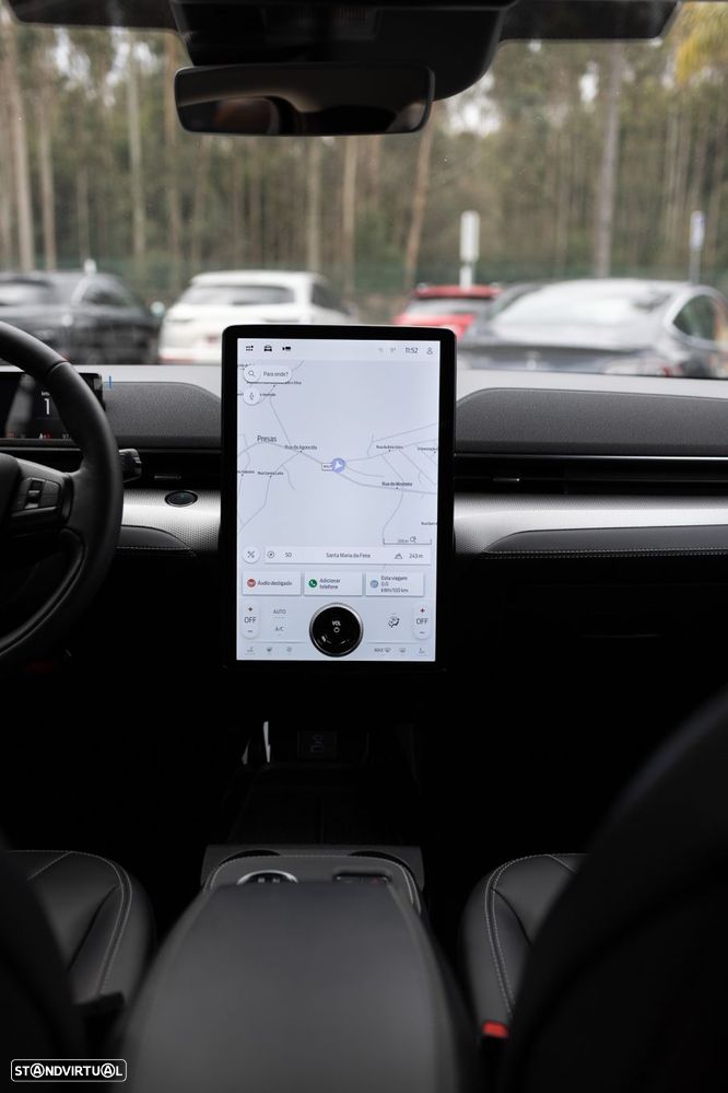 Ford Mustang Mach-E Alargada AWD - 30