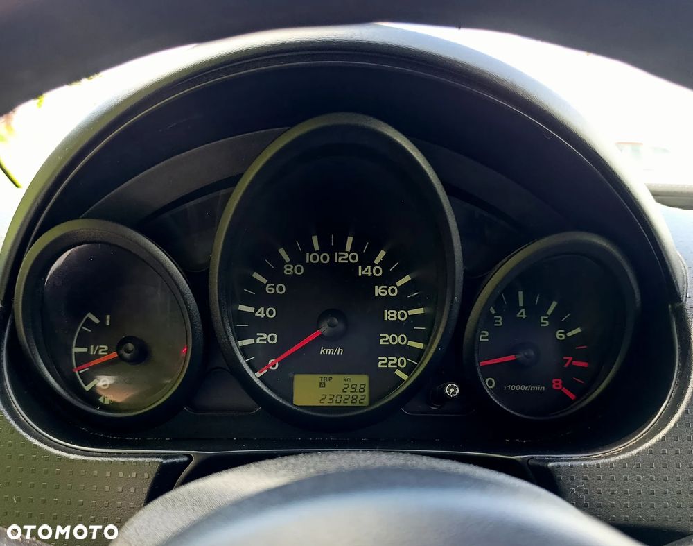 Mitsubishi Colt - 16