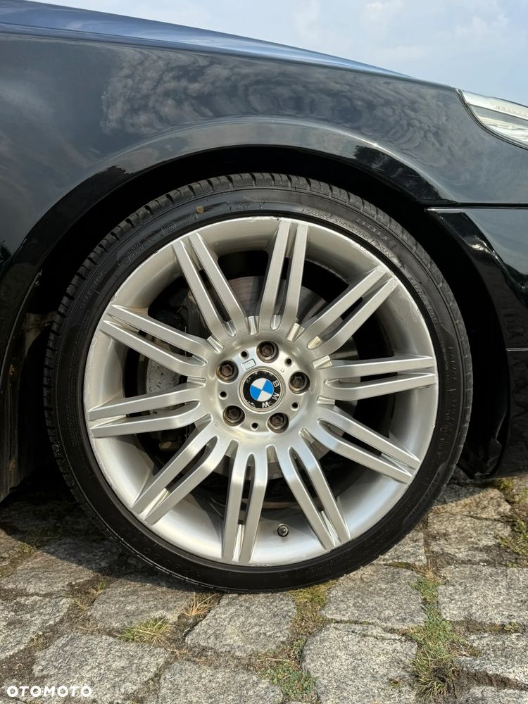 BMW Seria 5 550i Sport-Aut Edition Sport - 4