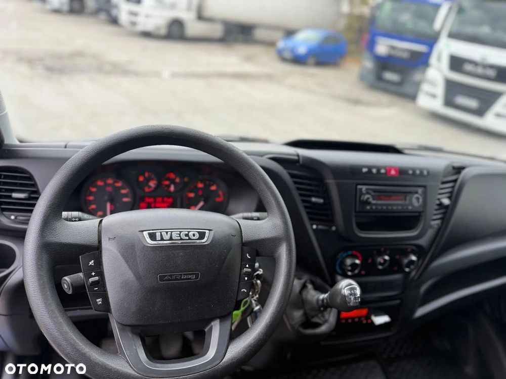 Iveco Daily* 72c18 Daily Zabudowa TEKBO  (firanka/kurtyna) - 28