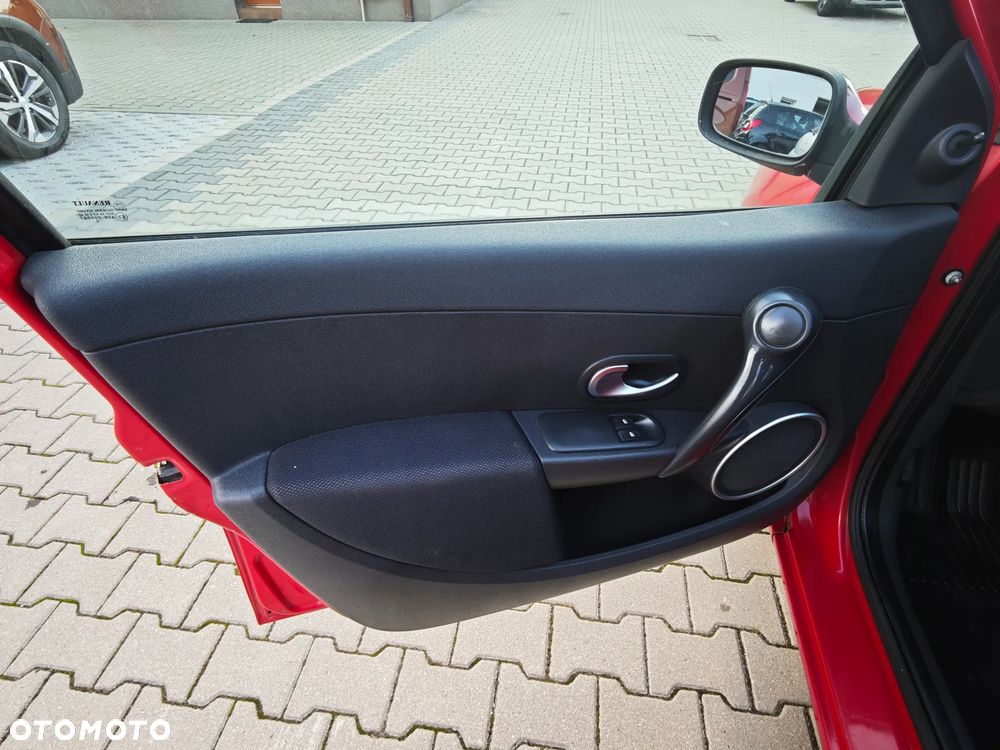 Renault Clio 1.6 16V Expression - 21