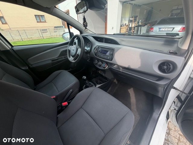 Toyota Yaris - 9