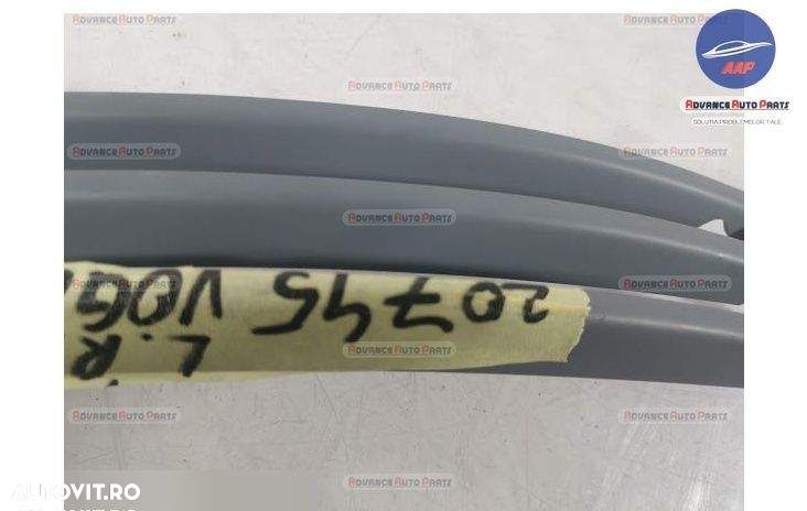 Ornament Grila Dreapta Bara Fata original Vogue Land Rover  Range Rove - 7