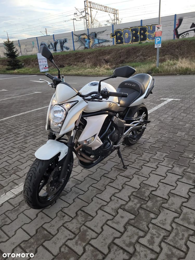 Kawasaki ER - 4