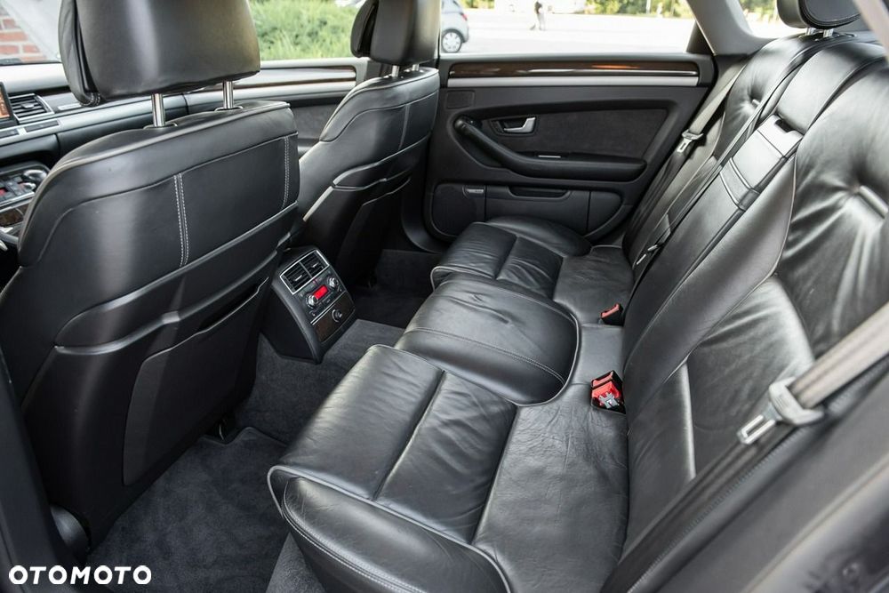 Audi A8 4.2 FSI Quattro - 9