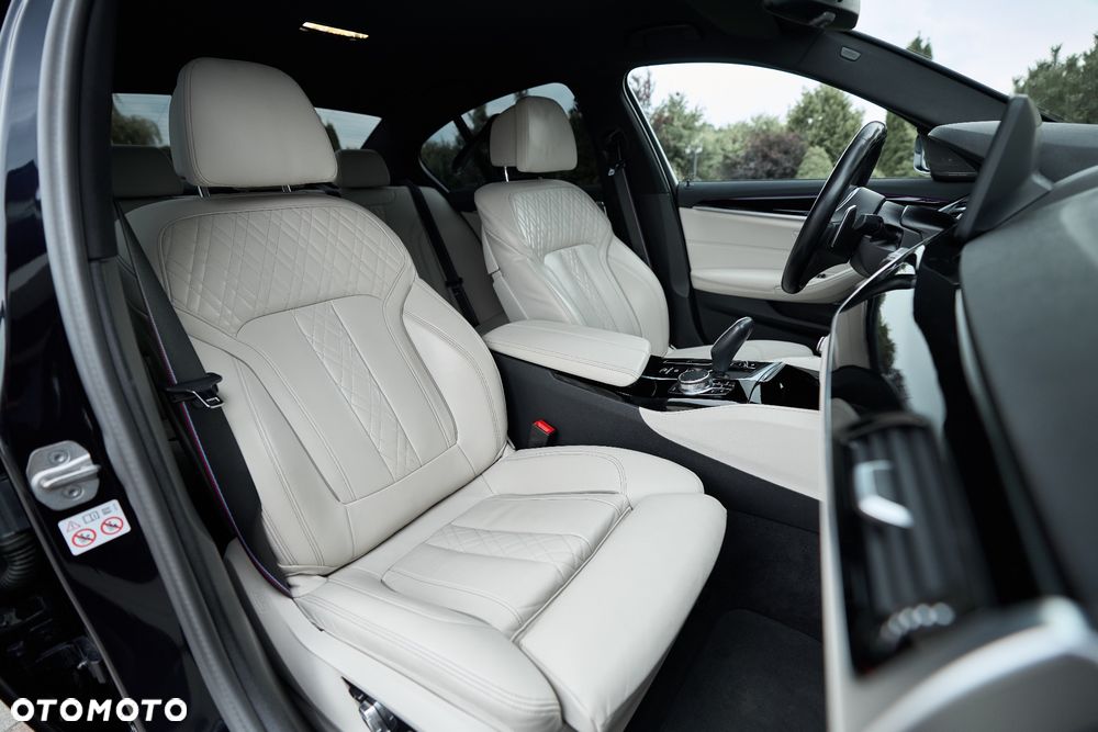 BMW Seria 5 520d xDrive MHEV M Sport sport - 35