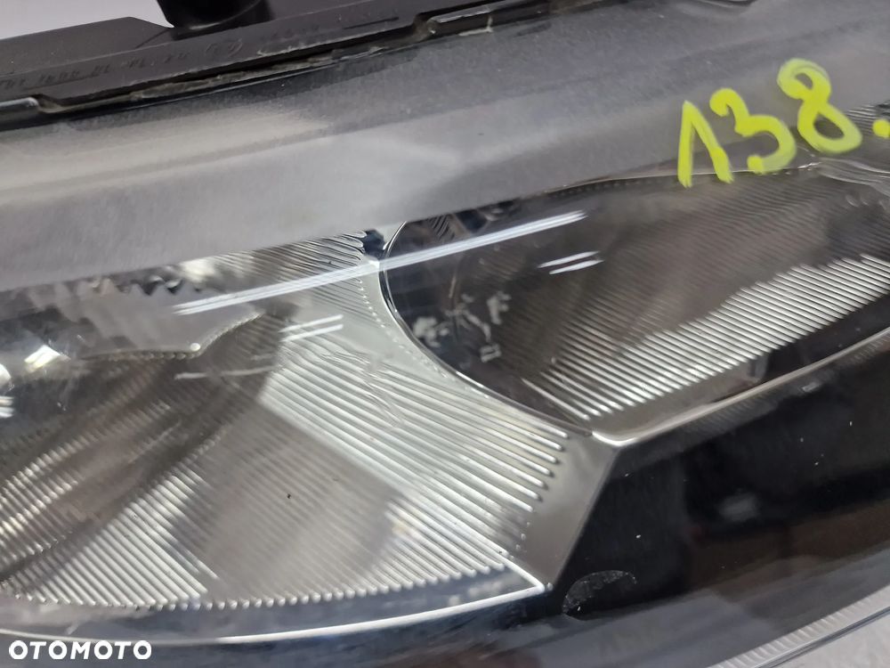 SKODA RAPID 12- PRAWA ZWYKŁA LAMPA PRZEDNIA PRZÓD , NR 5JB941016 , NR AUKCJI LA138 - 9