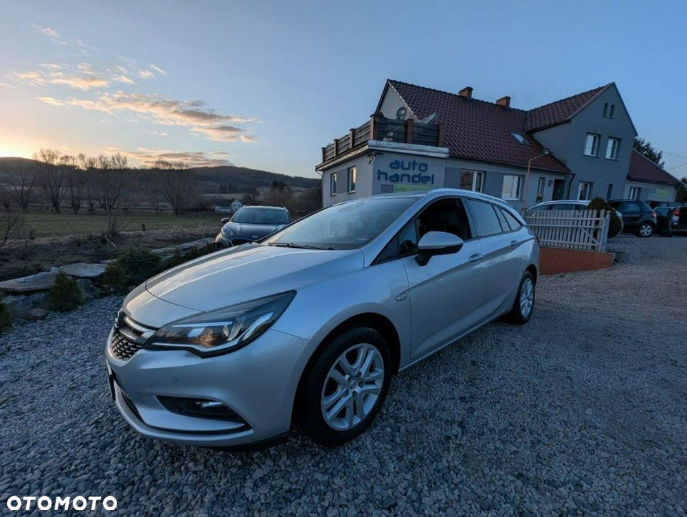 Opel Astra - 17